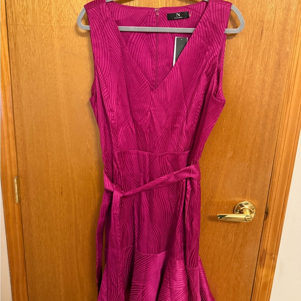 Natori Scroll Jacquard Ruffle Dress / Vibrant Pink Mini Dress - Picture 8 of 8